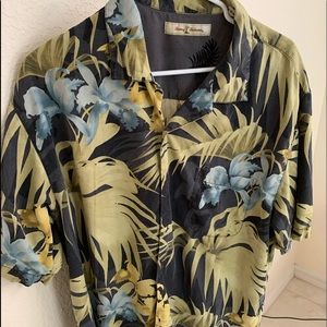 Vintage Tommy Bahama Hawaiian shirt.